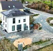 Haus zum Kaufen in Pirk 589.000,00 € 146 m²