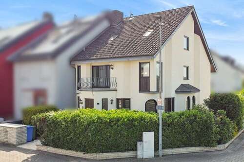 Foto - Haus zum Kaufen in Rodgau 749.000,00 € 238 m²
