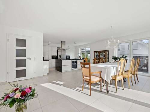 Foto - Haus zum Kaufen in Bad Boll 1.250.000,00 € 286 m²