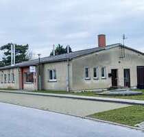 Haus zum Kaufen in Saal 98.000,00 € 311 m²