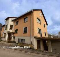 Haus zum Kaufen in Bieberehren 259.000,00 € 285 m²