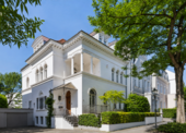 Haus zum Kaufen in Düsseldorf-Oberkassel 4.875.000,00 € 381 m²