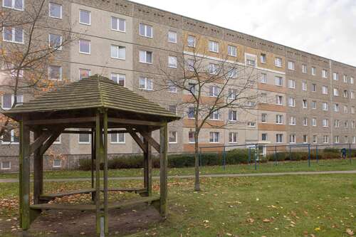 Foto - Wohnung zum Mieten in Neubrandenburg 262,00 € 59.96 m²