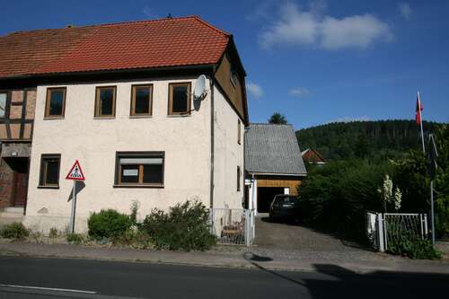 Foto - Haus zum Kaufen in Schwarza 67.000,00 € 104 m²
