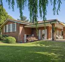 Haus zum Kaufen in Meerbusch 1.850.000,00 € 245 m²