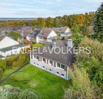 Haus zum Kaufen in Bonn - Holzlar 980.000,00 € 233 m²