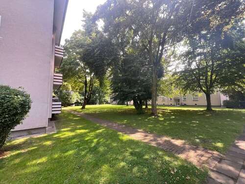 Foto - Wohnung zum Mieten in Duisburg 353,00 € 44 m²