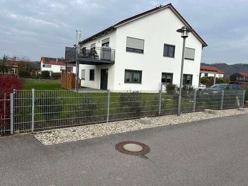 Foto - Wohnung zum Mieten in Barbing - OT Sarching 1.200,00 € 93.55 m²