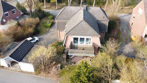 Foto - Haus zum Kaufen in Bornhöved 379.000,00 € 228 m²