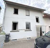 Haus zum Kaufen in Karlsbad 99.000,00 € 105 m²