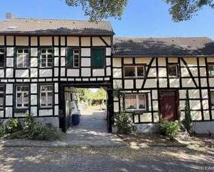 Haus zum Kaufen in Mechernich Glehn 148.000,00 € 300 m² - Mechernich / Glehn