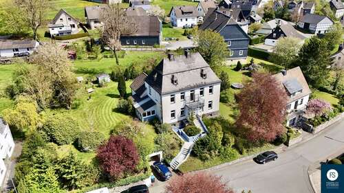 Foto - Haus zum Kaufen in Meschede 398.000,00 € 226 m²