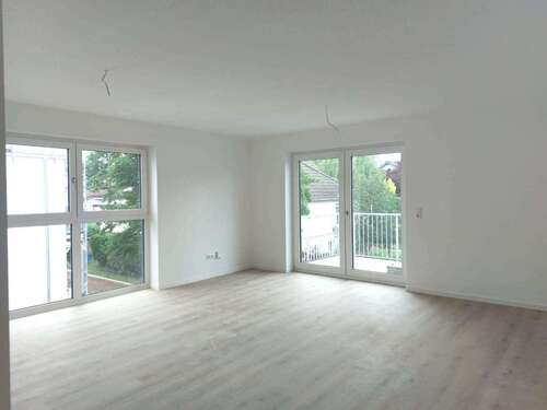 Foto - Wohnung zum Mieten in Niederrodenbach 966,00 € 78 m²