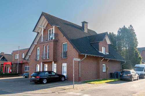 Foto - Haus zum Kaufen in Hückelhoven Brachelen 485.000,00 € 244.24 m²