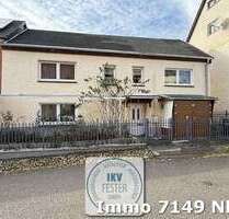 Haus zum Kaufen in Borna 99.999,00 € 130 m²