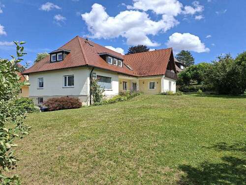 Foto - Haus zum Kaufen in Neusäß-Westheim b.Augsburg 1.385.000,00 € 268.42 m²