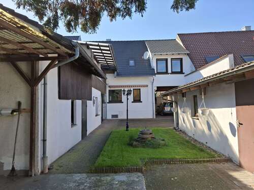 Foto - Haus zum Kaufen in Oberhausen-Rheinhausen 410.000,00 € 150 m²