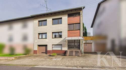 Foto - Haus zum Kaufen in Püttlingen 170.000,00 € 145.23 m²