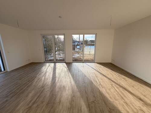 Foto - Haus zum Mieten in Zossen 1.699,00 € 125.43 m²