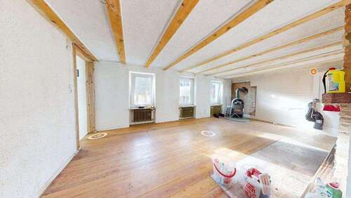 Foto - Haus zum Kaufen in Waldfischbach 119.000,00 € 130 m²