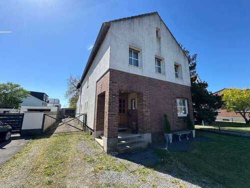 Foto - Haus zum Kaufen in Nörvenich 369.000,00 € 188 m²