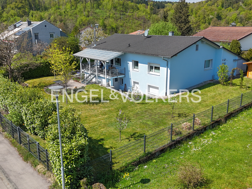 Foto - Haus zum Kaufen in Jestetten 840.000,00 € 195 m²
