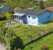 Haus zum Kaufen in Jestetten 840.000,00 € 195 m²