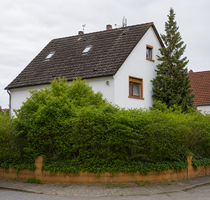 Haus zum Kaufen in Mannheim-Neuhermsheim 499.000,00 € 170 m²