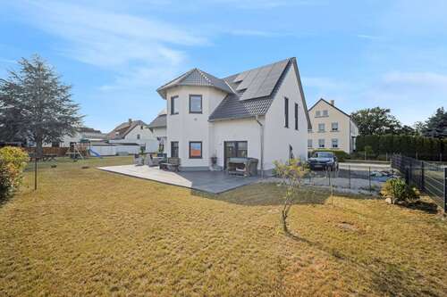 Foto - Haus zum Kaufen in Belgershain 750.000,00 € 183 m²
