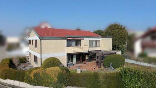 Foto - Haus zum Kaufen in Korb 699.000,00 € 220.88 m²