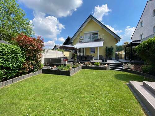 Foto - Haus zum Kaufen in Frechen 949.000,00 € 222 m²