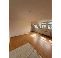 Wohnung zum Mieten in Chemnitz 220,00 € 43.93 m²