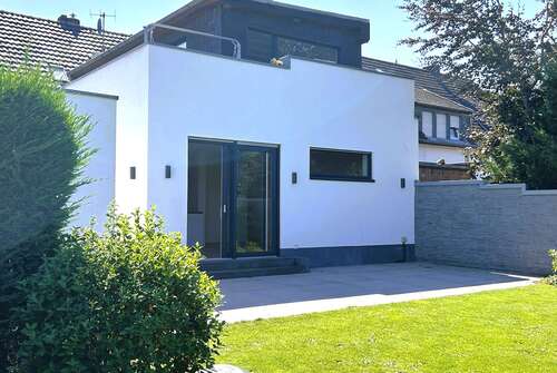 Foto - Haus zum Kaufen in Meerbusch 762.000,00 € 223.69 m²