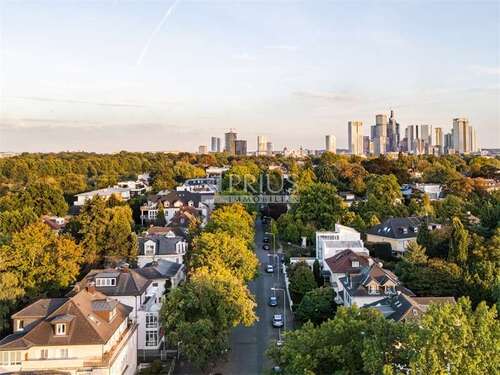 Foto - Haus zum Kaufen in Frankfurt 4.000.000,00 € 400 m²