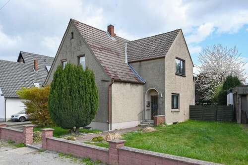 Foto - Haus zum Kaufen in Löhne 221.000,00 € 156 m²