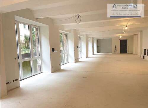 Foto - Halle in Berlin 2.160,00 € 180 m²