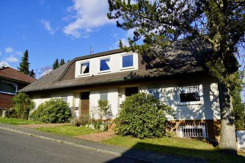 Foto - Haus zum Kaufen in Niedernhausen Oberjosbach 630.000,00 € 377 m²