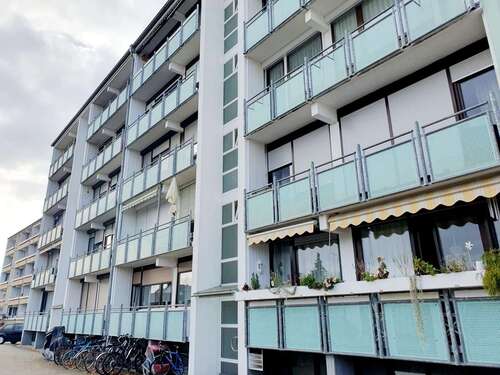 Foto - Wohnung zum Kaufen in Linkenheim-Hochstetten 225.000,00 € 70 m²