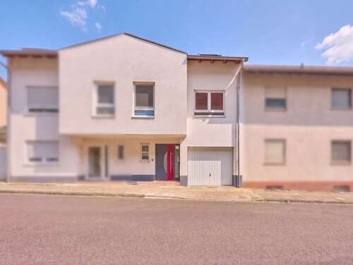 Foto - Haus zum Kaufen in Kaiserslautern 345.000,00 € 166 m²