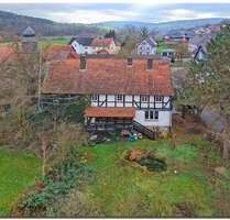 Haus zum Kaufen in Guxhagen 300.000,00 € 248 m²