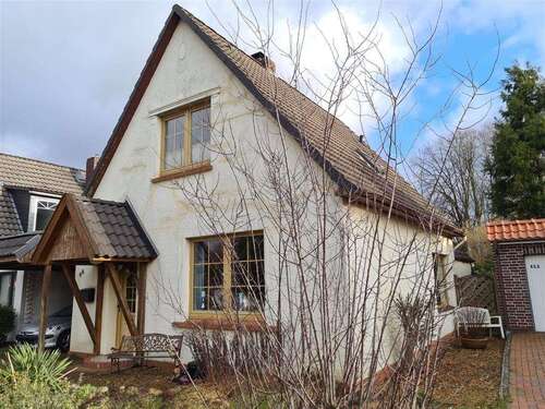 Foto - Haus zum Kaufen in Varel , Jadebusen 189.000,00 € 108.27 m²