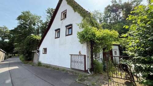 Foto - Haus zum Kaufen in Zschaitz-Ottewig 35.000,00 € 99.27 m²