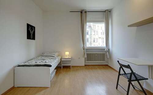 Foto - WG-Zimmer in Stuttgart 465,00 € 16 m²