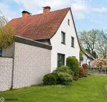 Haus zum Kaufen in Schloß Holte-Stukenbrock 359.000,00 € 165.65 m²