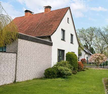 Foto - Haus zum Kaufen in Schloß Holte-Stukenbrock 359.000,00 € 165.65 m²
