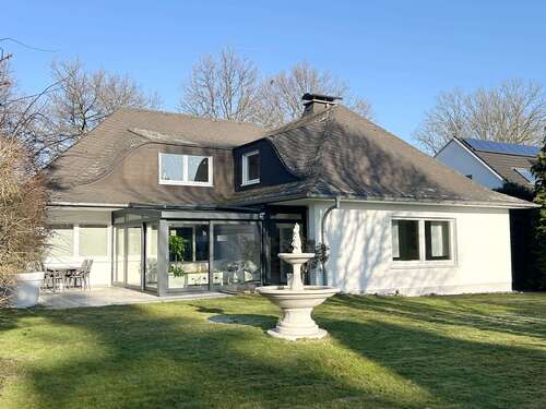 Foto - Haus zum Kaufen in Lippstadt 1.050.000,00 € 250 m²