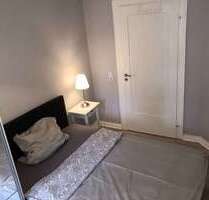 WG-Zimmer in Frankfurt am Main 675,00 € 11 m²