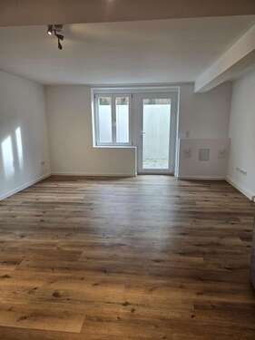 Foto - Wohnung zum Mieten in Waldbüttelbrunn 1.000,00 € 70 m²