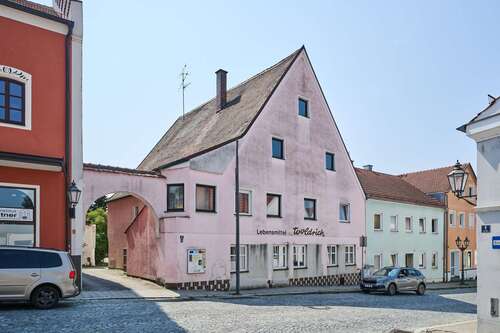 Foto - Haus zum Kaufen in Geiselhöring 300.000,00 € 275.98 m²
