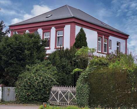 Foto - Haus zum Kaufen in Jever 300.000,00 € 258.83 m²